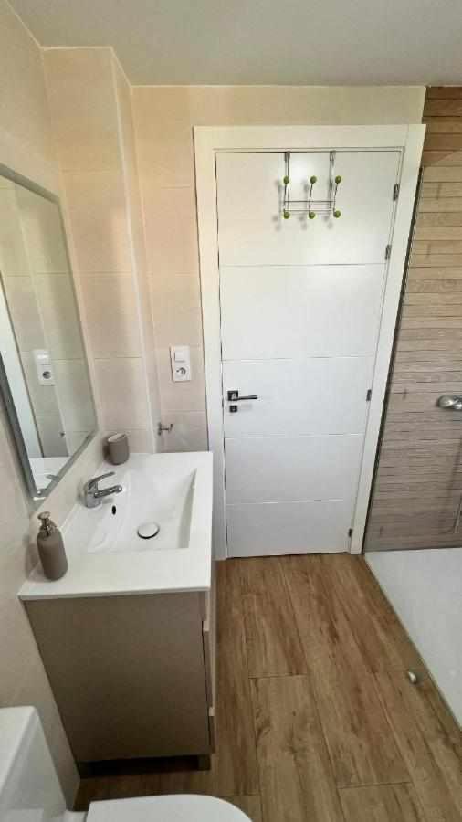 Apartamenticos Plaza Del Pilar III Saragoça Exterior foto